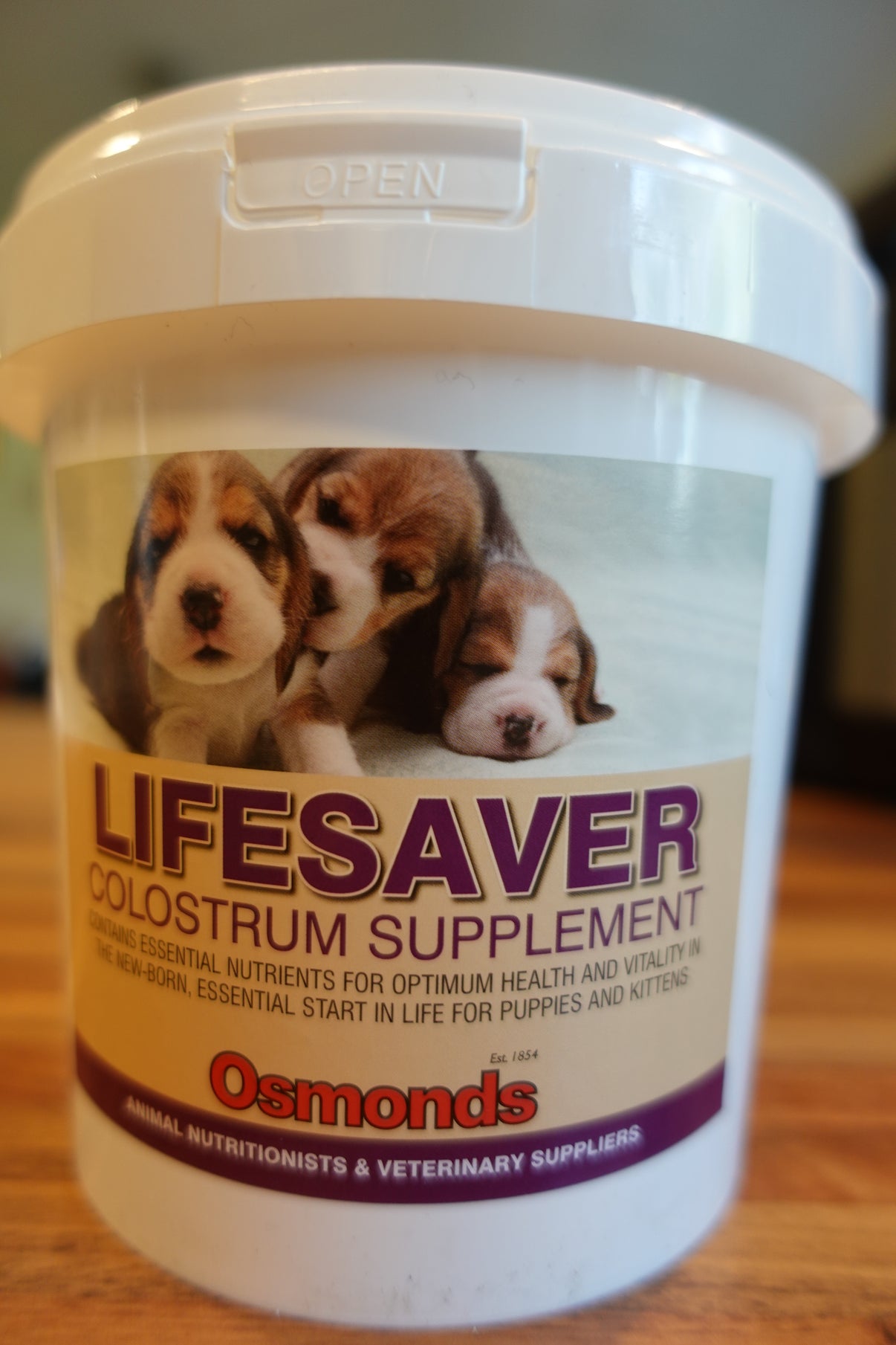 Lifesaver Colostrum Supplement (Puppies & Kittens) 100g Peake Petcare